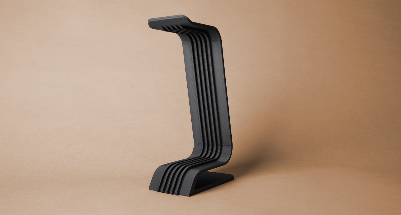Custom 3D printed headphone holder for desktop use